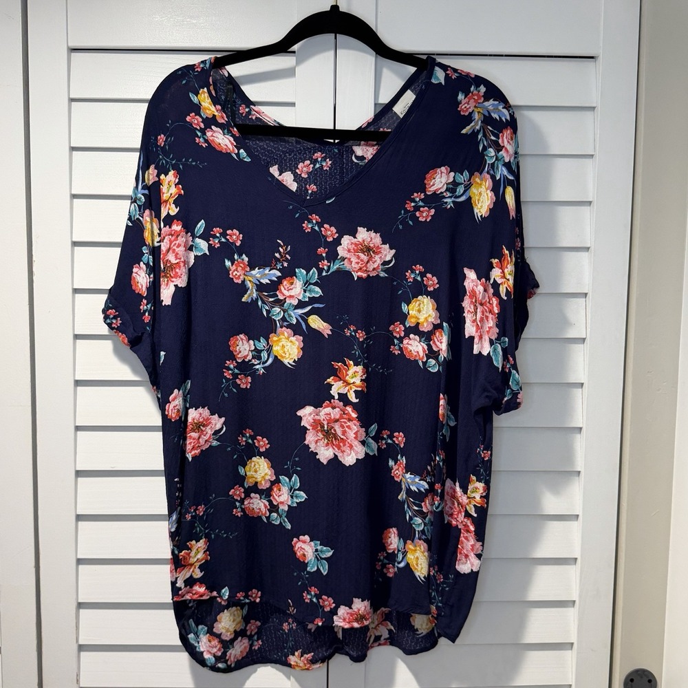 Kaileigh Navy Floral Dolman Sleeve Blouse Size XL Rayon Made in USA - Picture 14 of 14